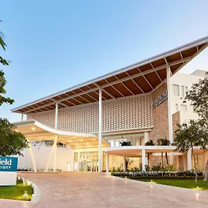 fairfield-inn-suites-cancun-airport.quintano-roohotels.com/